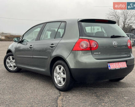Зеленый Фольксваген Гольф, объемом двигателя 1.4 л и пробегом 201 тыс. км за 5850 $, фото 7 на Automoto.ua
