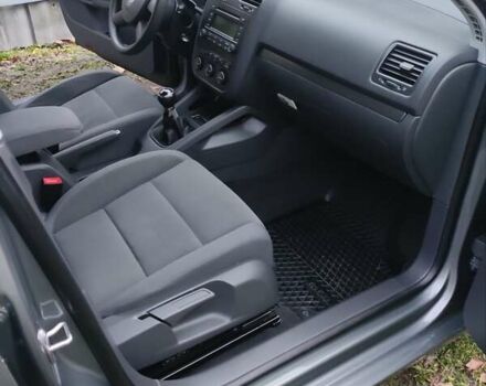 Зелений Фольксваген Гольф, об'ємом двигуна 1.6 л та пробігом 190 тис. км за 6300 $, фото 9 на Automoto.ua