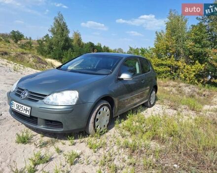 Зелений Фольксваген Гольф, об'ємом двигуна 1.39 л та пробігом 332 тис. км за 5499 $, фото 1 на Automoto.ua