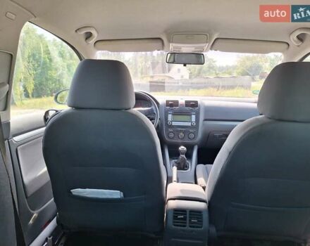 Зелений Фольксваген Гольф, об'ємом двигуна 1.39 л та пробігом 332 тис. км за 5499 $, фото 9 на Automoto.ua