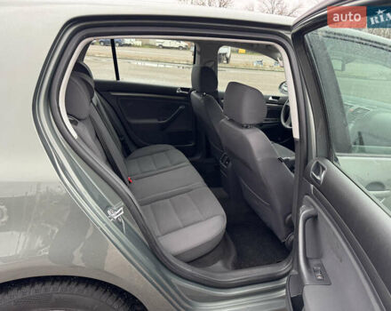 Зеленый Фольксваген Гольф, объемом двигателя 1.4 л и пробегом 201 тыс. км за 5850 $, фото 51 на Automoto.ua