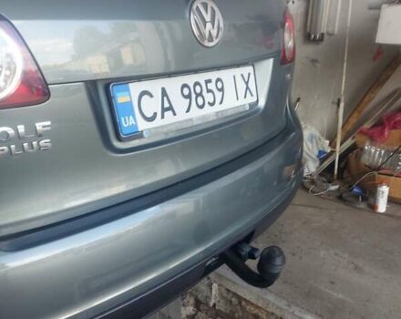 Зеленый Фольксваген Гольф, объемом двигателя 1.6 л и пробегом 214 тыс. км за 7700 $, фото 1 на Automoto.ua