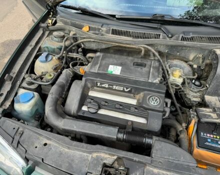 Зелений Фольксваген Гольф, об'ємом двигуна 0 л та пробігом 219 тис. км за 2200 $, фото 5 на Automoto.ua