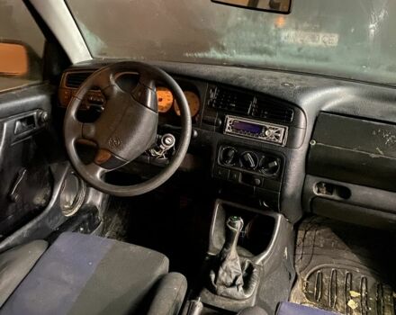 Зелений Фольксваген Гольф, об'ємом двигуна 1.6 л та пробігом 290 тис. км за 550 $, фото 4 на Automoto.ua