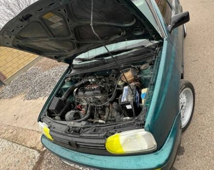 Зеленый Фольксваген Гольф, объемом двигателя 1.8 л и пробегом 200 тыс. км за 2300 $, фото 5 на Automoto.ua