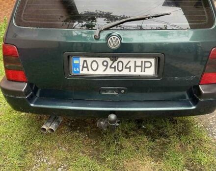 Зеленый Фольксваген Гольф, объемом двигателя 1.6 л и пробегом 126 тыс. км за 1850 $, фото 4 на Automoto.ua