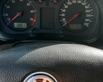 Зеленый Фольксваген Гольф, объемом двигателя 1.6 л и пробегом 288 тыс. км за 4200 $, фото 7 на Automoto.ua