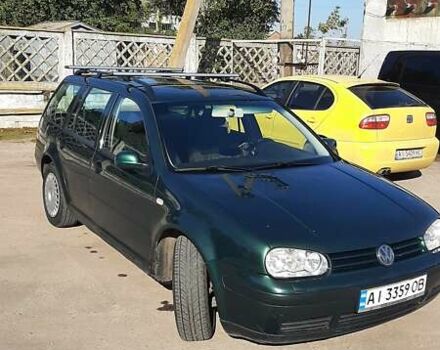 Зеленый Фольксваген Гольф, объемом двигателя 1.6 л и пробегом 288 тыс. км за 4200 $, фото 2 на Automoto.ua