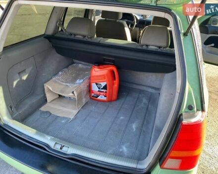 Зеленый Фольксваген Гольф, объемом двигателя 1.9 л и пробегом 320 тыс. км за 3000 $, фото 5 на Automoto.ua