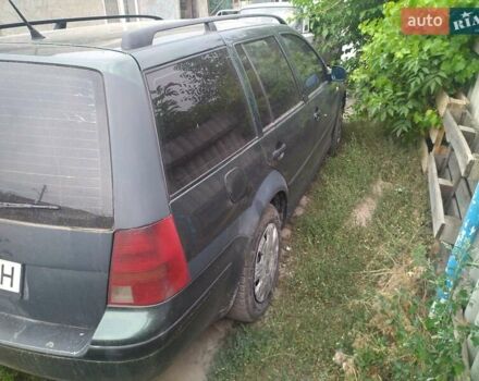 Зеленый Фольксваген Гольф, объемом двигателя 1.9 л и пробегом 447 тыс. км за 3550 $, фото 6 на Automoto.ua