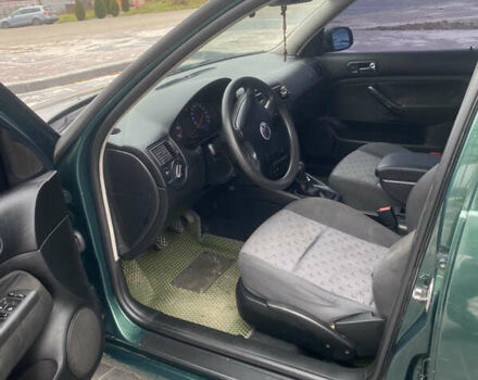 Зелений Фольксваген Гольф, об'ємом двигуна 1.59 л та пробігом 235 тис. км за 4600 $, фото 17 на Automoto.ua