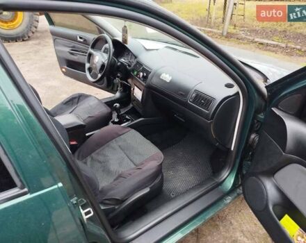 Зелений Фольксваген Гольф, об'ємом двигуна 1.39 л та пробігом 280 тис. км за 3850 $, фото 4 на Automoto.ua