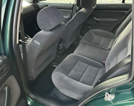 Фольксваген Гольф 1999 у Чернігові на Automoto.ua Зелений Фольксваген Гольф, об'ємом двигуна 1.6 л та пробігом 186 тис. км за 4150 $, фото 7 на Automoto.ua