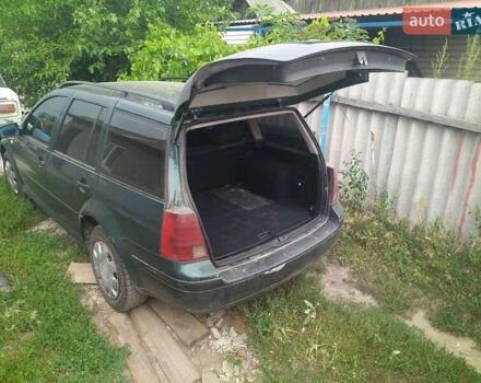 Зеленый Фольксваген Гольф, объемом двигателя 1.9 л и пробегом 447 тыс. км за 3550 $, фото 5 на Automoto.ua