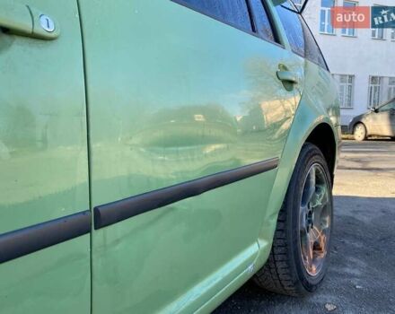 Зеленый Фольксваген Гольф, объемом двигателя 1.9 л и пробегом 320 тыс. км за 3000 $, фото 4 на Automoto.ua