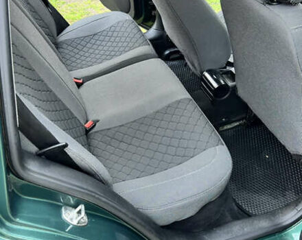 Зеленый Фольксваген Гольф, объемом двигателя 1.98 л и пробегом 315 тыс. км за 4400 $, фото 15 на Automoto.ua