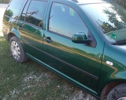 Зеленый Фольксваген Гольф, объемом двигателя 1.39 л и пробегом 198 тыс. км за 4300 $, фото 3 на Automoto.ua