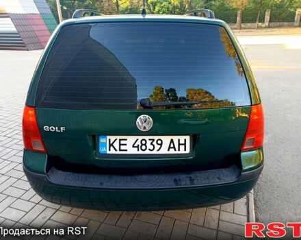 Зеленый Фольксваген Гольф, объемом двигателя 1.4 л и пробегом 237 тыс. км за 3950 $, фото 4 на Automoto.ua