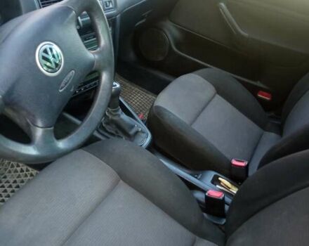 Зеленый Фольксваген Гольф, объемом двигателя 1.39 л и пробегом 198 тыс. км за 4300 $, фото 4 на Automoto.ua