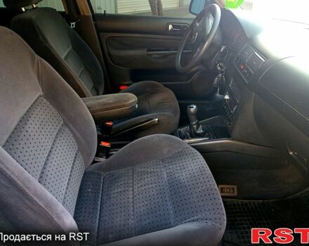 Зеленый Фольксваген Гольф, объемом двигателя 1.4 л и пробегом 237 тыс. км за 3950 $, фото 10 на Automoto.ua