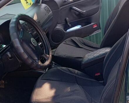 Зеленый Фольксваген Гольф, объемом двигателя 1.4 л и пробегом 304 тыс. км за 4700 $, фото 4 на Automoto.ua