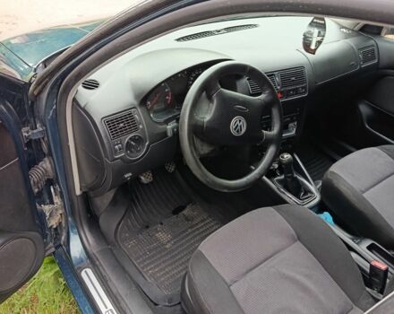 Зеленый Фольксваген Гольф, объемом двигателя 2 л и пробегом 279 тыс. км за 4000 $, фото 9 на Automoto.ua