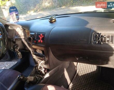 Фольксваген Гольф 2001 у Луцьку на Automoto.ua Зелений Фольксваген Гольф, об'ємом двигуна 1.6 л та пробігом 308 тис. км за 4500 $, фото 8 на Automoto.ua