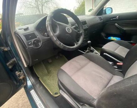 Зеленый Фольксваген Гольф, объемом двигателя 1.39 л и пробегом 250 тыс. км за 4350 $, фото 5 на Automoto.ua