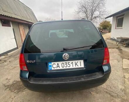 Зеленый Фольксваген Гольф, объемом двигателя 1.39 л и пробегом 250 тыс. км за 4350 $, фото 1 на Automoto.ua