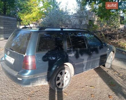 Фольксваген Гольф 2001 у Луцьку на Automoto.ua Зелений Фольксваген Гольф, об'ємом двигуна 1.6 л та пробігом 308 тис. км за 4500 $, фото 18 на Automoto.ua