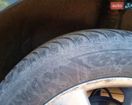 Фольксваген Гольф 2001 у Луцьку на Automoto.ua Зелений Фольксваген Гольф, об'ємом двигуна 1.6 л та пробігом 308 тис. км за 4500 $, фото 1 на Automoto.ua