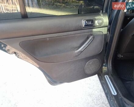 Фольксваген Гольф 2001 у Луцьку на Automoto.ua Зелений Фольксваген Гольф, об'ємом двигуна 1.6 л та пробігом 308 тис. км за 4500 $, фото 10 на Automoto.ua