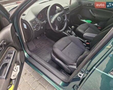 Зеленый Фольксваген Гольф, объемом двигателя 1.6 л и пробегом 254 тыс. км за 4500 $, фото 9 на Automoto.ua