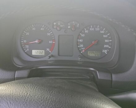 Зеленый Фольксваген Гольф, объемом двигателя 1.4 л и пробегом 226 тыс. км за 2500 $, фото 5 на Automoto.ua