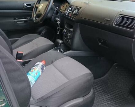 Зелений Фольксваген Гольф, об'ємом двигуна 1.6 л та пробігом 254 тис. км за 4150 $, фото 4 на Automoto.ua