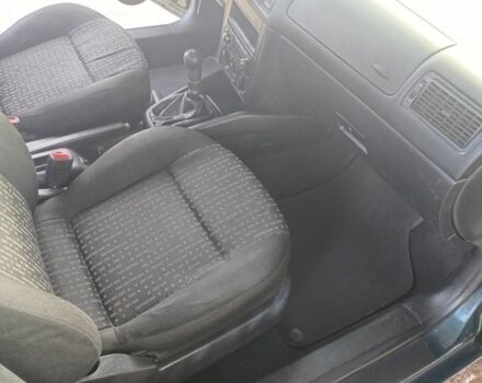 Зеленый Фольксваген Гольф, объемом двигателя 1.4 л и пробегом 226 тыс. км за 2500 $, фото 6 на Automoto.ua