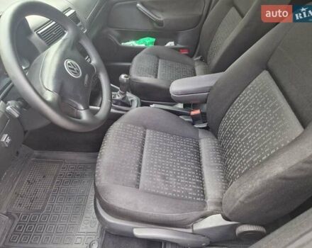 Зеленый Фольксваген Гольф, объемом двигателя 1.6 л и пробегом 254 тыс. км за 4500 $, фото 10 на Automoto.ua