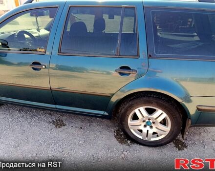 Зеленый Фольксваген Гольф, объемом двигателя 1.6 л и пробегом 270 тыс. км за 4200 $, фото 3 на Automoto.ua