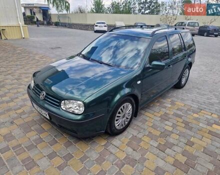 Зеленый Фольксваген Гольф, объемом двигателя 1.6 л и пробегом 254 тыс. км за 4500 $, фото 1 на Automoto.ua