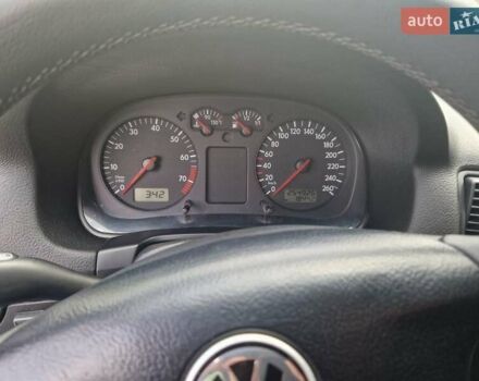 Зеленый Фольксваген Гольф, объемом двигателя 1.6 л и пробегом 254 тыс. км за 4500 $, фото 8 на Automoto.ua