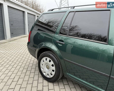 Зеленый Фольксваген Гольф, объемом двигателя 1.9 л и пробегом 377 тыс. км за 4150 $, фото 17 на Automoto.ua