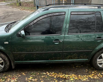 Зеленый Фольксваген Гольф, объемом двигателя 1.6 л и пробегом 382 тыс. км за 3850 $, фото 1 на Automoto.ua