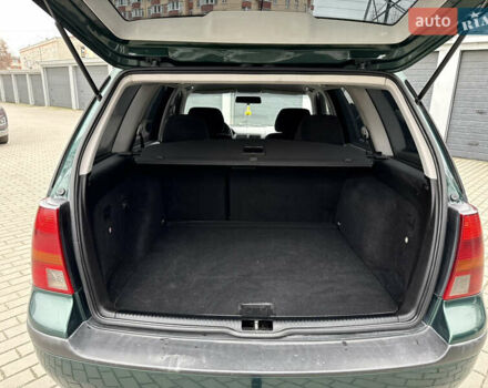 Зеленый Фольксваген Гольф, объемом двигателя 1.9 л и пробегом 377 тыс. км за 4150 $, фото 34 на Automoto.ua