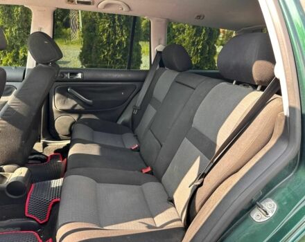 Зелений Фольксваген Гольф, об'ємом двигуна 2 л та пробігом 309 тис. км за 4450 $, фото 7 на Automoto.ua