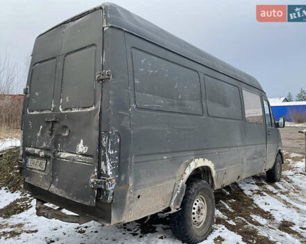 Зеленый Фольксваген Гольф, объемом двигателя 2.8 л и пробегом 100 тыс. км за 2100 $, фото 6 на Automoto.ua