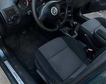 Зеленый Фольксваген Гольф, объемом двигателя 1.6 л и пробегом 332 тыс. км за 4500 $, фото 4 на Automoto.ua