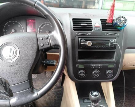 Зеленый Фольксваген Гольф, объемом двигателя 1.9 л и пробегом 241 тыс. км за 5000 $, фото 4 на Automoto.ua