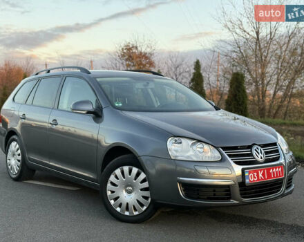 Зеленый Фольксваген Гольф, объемом двигателя 1.6 л и пробегом 174 тыс. км за 6500 $, фото 1 на Automoto.ua