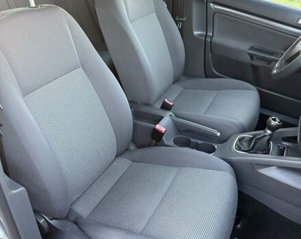 Зеленый Фольксваген Гольф, объемом двигателя 1.6 л и пробегом 174 тыс. км за 6500 $, фото 22 на Automoto.ua