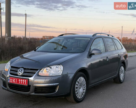 Зеленый Фольксваген Гольф, объемом двигателя 1.6 л и пробегом 174 тыс. км за 6500 $, фото 6 на Automoto.ua